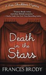 Death in the Stars - the Thorndike Large Print edition